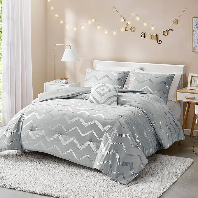 Codi Ziggy Metallic Grey Comforter Set Twin/Twin XL Size, Silver Bedroom Decor for Girls Room, 3 Piece Bedding Sets (2 Matching Sham + 1 Decorative Pillow) - LeafyLoom