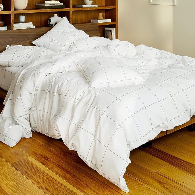 Brooklinen Luxury Sateen 4 Piece Sheet Set - 100% Cotton, Queen Size in Window Pane - 1 Fitted Sheet, 1 Flat Sheet, 2 Pillowcases | Best Luxury Sheets - LeafyLoom