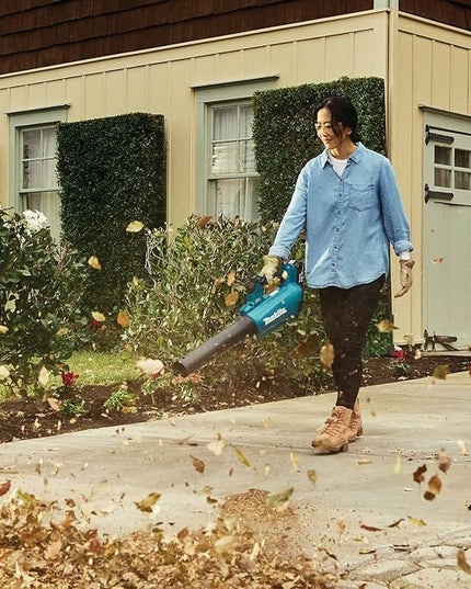 Makita XBU03SM1 18V LXT® Lithium-Ion Brushless Cordless Blower Kit (4.0Ah) - LeafyLoom