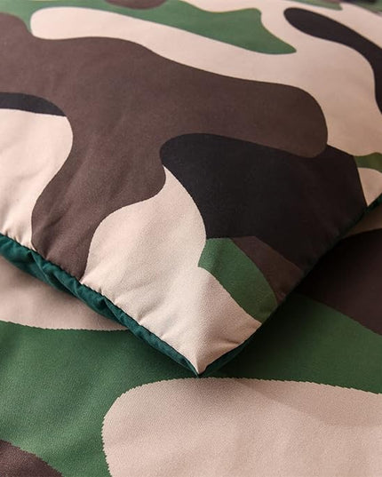Meeting Story Camouflage Bedding Set, green Colorful Pattern Queen Comforter Set, 3 PCS One Comforter and Two Pillowcases in One Bag, All Season Bedspread for Teens Adults (green, King) - LeafyLoom