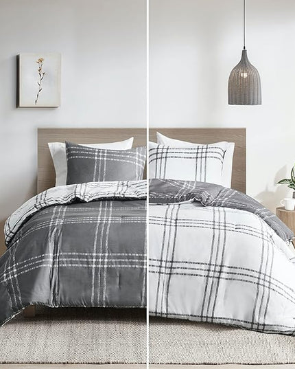 Intelligent Design Pike Reversible Comforter Set, Cottage Plaid Print, Modern Cabin Lifestyle, Down Alternative, All Season Bedding with Matching Sham, King/Cal King White/Grey 3 Piece - LeafyLoom