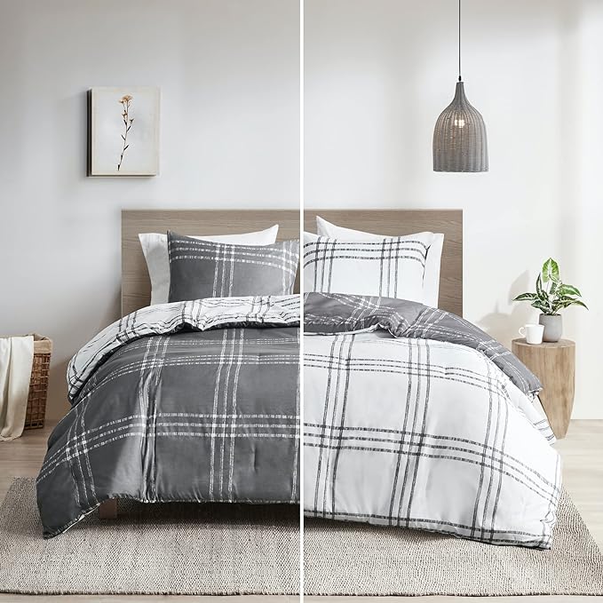Intelligent Design Pike Reversible Comforter Set, Cottage Plaid Print, Modern Cabin Lifestyle, Down Alternative, All Season Bedding with Matching Sham, Twin/Twin XL White/Grey 2 Piece - LeafyLoom
