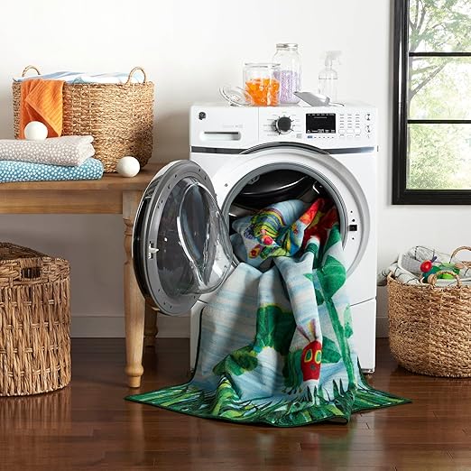 Eric Carle "The Very Hungry Caterpillar Elementary Sun Scene Kids Machine Washable Area Rug, Blue/Green, 4'11"x6'6" - LeafyLoom