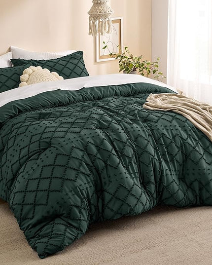 Bedsure Full Size Comforter Set - Dark Emerald Green Comforter, Forest Green Boho Tufted Shabby Chic Bedding Comforter Set, 3 Pieces Vintage Farmhouse Bed Set with 2 Pillow Shams for All Seasons - LeafyLoom