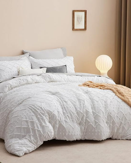 Bedsure California King Comforter Set - White Comforter, Boho Tufted Shabby Chic Bedding Comforter Set, 3 Pieces Farmhouse Bed Set for All Seasons, Fluffy Soft Bedding Set with 2 Pillow Shams - LeafyLoom