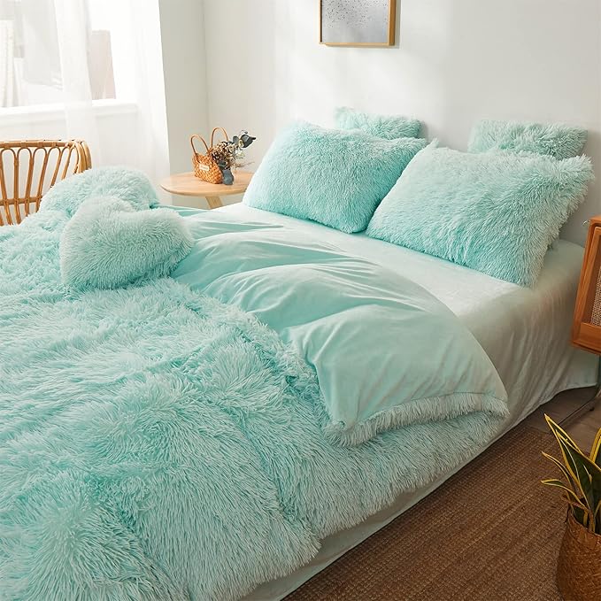 FOPPA Green Comforter Cover Set - Ultra Soft Plush Bedding Sets 3 Pieces (1 Faux Fur Duvet Cover + 2 Faux Fur Pillow case) Green Bed Set(Mint Green, Queen) - LeafyLoom