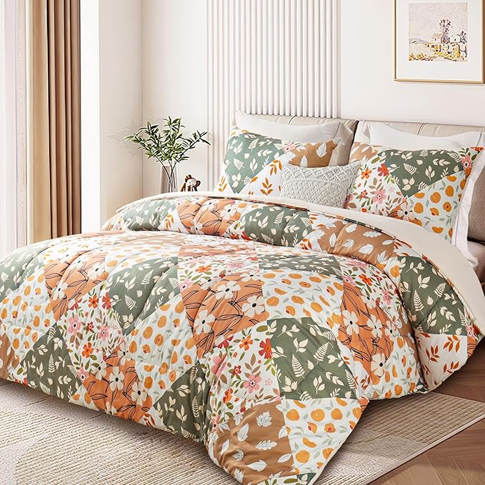 Whale Flotilla King Comforter Set, Soft Reversible Orange and Beige Bedding Comforter Set with Boho Pattern, 1 Micoriber Patchwork Comforter and 2 Pillow Shams, 3 Pieces - LeafyLoom