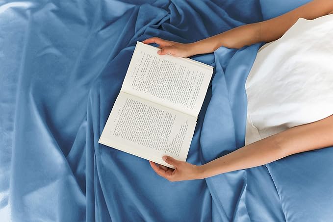 Twin Size 3 Piece Sheet Set - Comfy Breathable & Cooling Sheets - Hotel Luxury Bed Sheets for Women & Men - Deep Pockets, Easy-Fit, Soft & Wrinkle Free Sheets - Denim Blue Oeko-Tex Bed Sheet Set - LeafyLoom