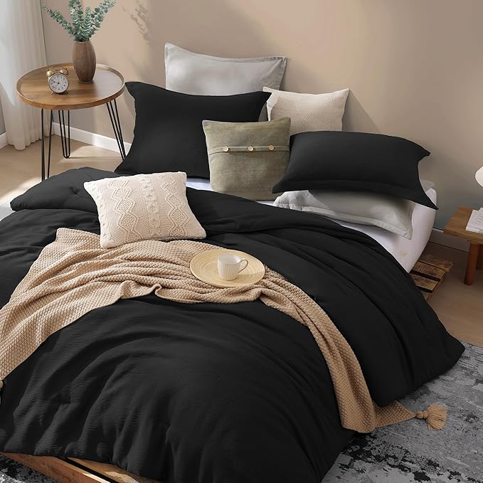 Black King Size Comforter set, Lightweight Comforter for Crinkle Design King Bedding Set, Bed Sets King 3 Piece with Minimalist Comforter & Shams (King, 102"x90") - LeafyLoom