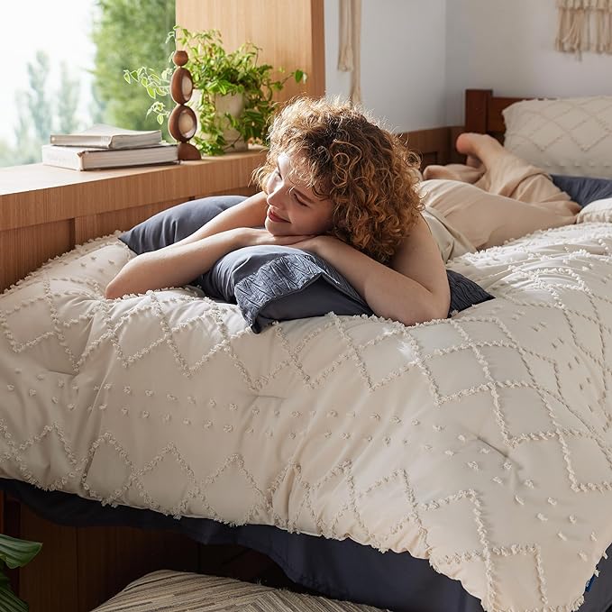 Bedsure Twin/Twin XL Comforter Set - Beige Boho Twin Extra Long Comforter Set for College, Shabby Chic Dorm Bedding Set, 2 Pieces Modern Farmhouse Bed Set, includes 1 Pillow Sham - LeafyLoom