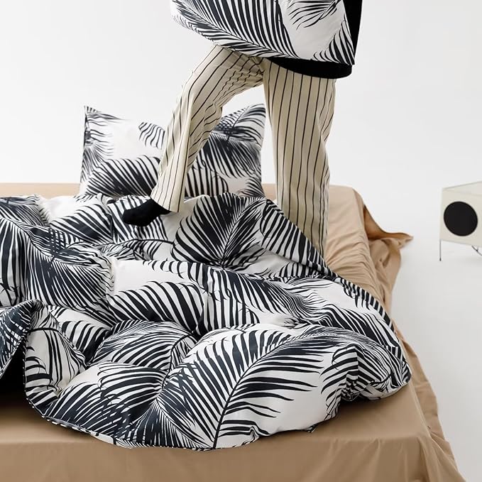 Black Leaves Comforter Cal King Black and White Palm Leaf Printed Comforter Set Modern Boho Black Tropical Botanical Leaves Bed Quilt Women Men Soft Floral Palm Black California King Comforter - LeafyLoom