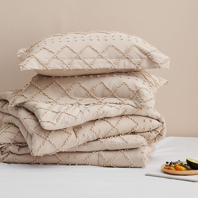 Bedsure Queen Comforter Set - Warm Tan Boho Tufted Shabby Chic Bedding Comforter Set, 3 Pieces Vintage Farmhouse Bed Set for All Seasons, Fluffy Soft Bedding Set with 2 Pillow Shams - LeafyLoom