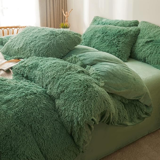 FOPPA Green Plush Comforter Cover Set Queen - Ultra Soft Faux Fur Green Bedding Sets 3 Pieces (1 Fluffy Duvet Cover + 2 Shaggy Pillow case) Fluffy Bed Set (Green, Queen) - LeafyLoom