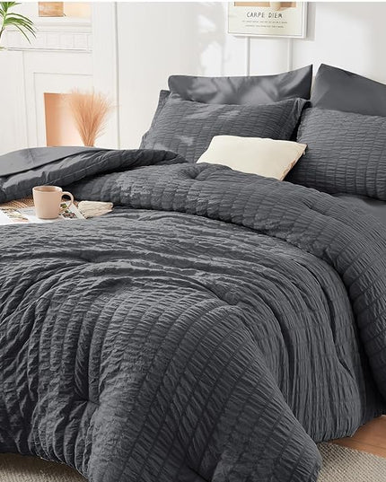 HYMOKEGE Seersucker Twin Comforter Set 3 Pieces, Lightweight Comforter Sets for Bedding, Bed Set with 1 All Season Soft Down Alternative Comforter and 2 Pillow Shams, Dark Grey - LeafyLoom