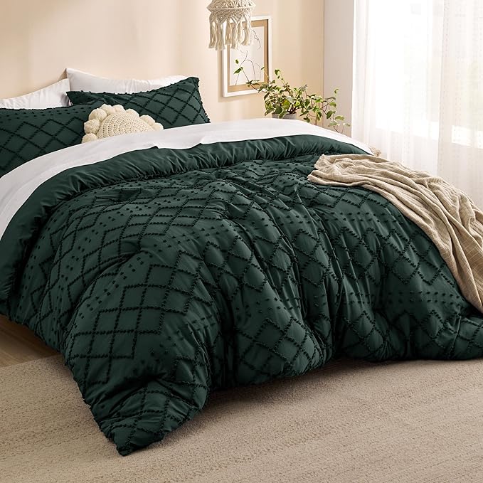 Bedsure California King Comforter Set - Forest Green Comforter, Boho Tufted Shabby Chic Bedding Comforter Set, 3 Pieces Farmhouse Bed Set for All Seasons, Fluffy Bedding Set with 2 Pillow Shams - LeafyLoom