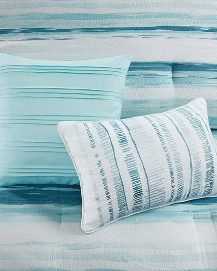 Madison Park Marina Comforter Quilt Combo Set - Modern Luxury Design, All Season Down Alternative Bedding, Matching Shams, Decorative Pillows, King/Cal King(104"x92"), Aqua 8 Piece - LeafyLoom