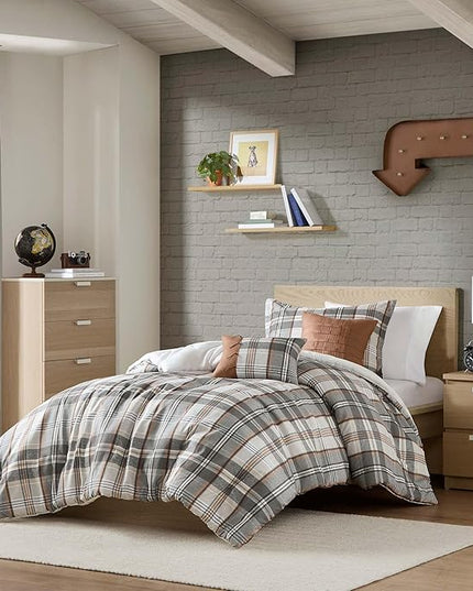 Intelligent Design Twin Comforter Set Plaid Classic Cabin Lodge Comforter Twin Size, Modern Casual, Lightweight All Season Bedding Set Twin, Sham, Décor Pillows, Blake, Twin/Twin XL, Tan/Gray 4 Piece - LeafyLoom
