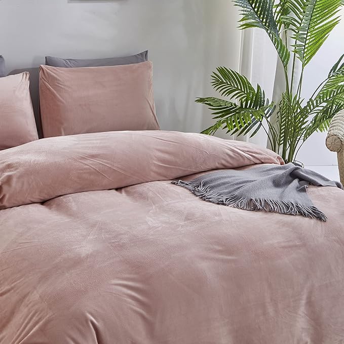 Wellboo Pink Velvet Comforter Sets Twin Women Girls Light Red Fluffy Bedding Comforters Adults Kids Solid Pink Cute Flannel Quilts Aesthetic Pink Warm Winter Blankets Micromink Sherpa Fuzzy Plush Bed - LeafyLoom