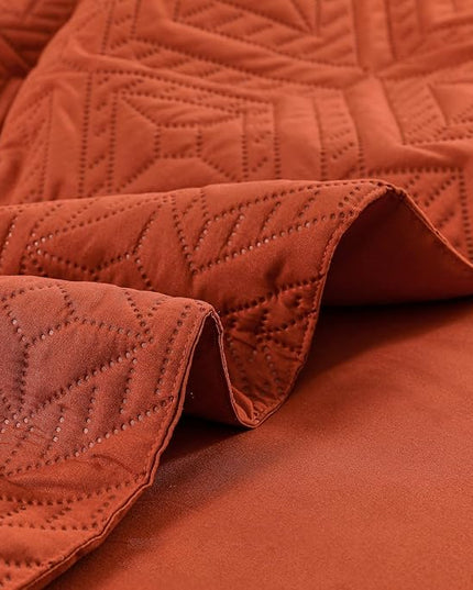 WONGS BEDDING Burnt Orange Comforter Set King Size(104“×90”),Reversible terracotta Boho Geometric Textured Bedding Comforter Sets - 3 Pieces Soft Microfiber Ultrasonic Bedding with 2 Pillow Cases - LeafyLoom