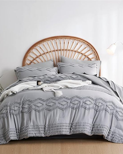 KAKIJUMN Grey 7-Piece Bohemian Geometric Tufted Comforter Set, All Season Microfiber Bedding Set(Queen) - LeafyLoom