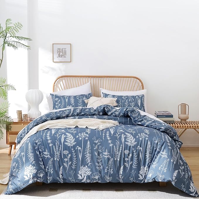JANZAA Comforters Queen Size Queen Comforter Blue Bedding Cute Floral Bed Set, Lightweight Soft Botanical Flower Comforter and 2 Pillow Cases All Season - LeafyLoom