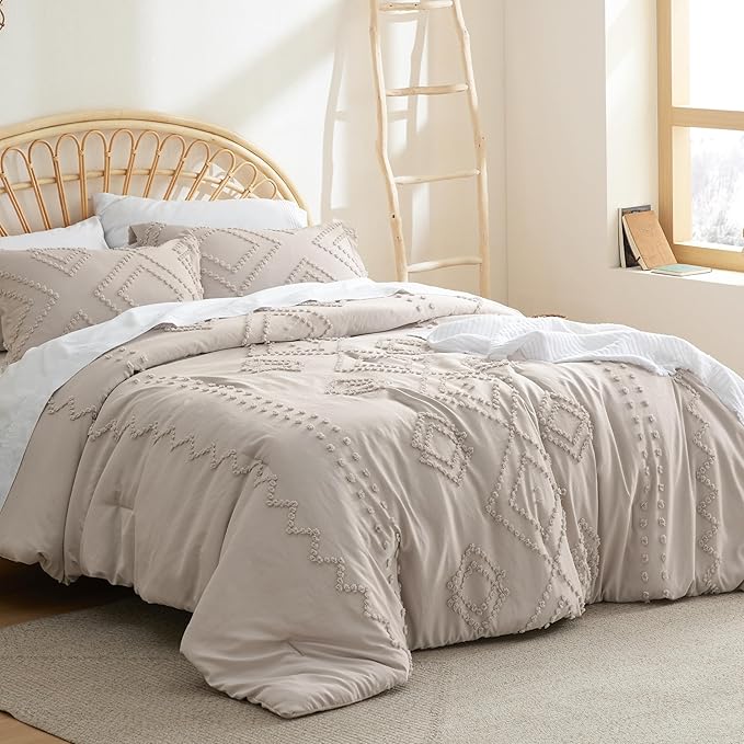Bedsure Boho Comforter Set Queen - Linen Tufted Bedding Comforter Set, 3 Pieces Farmhouse Shabby Chic Embroidery Bedding Set, Soft Geometric Pattern Comforter for All Seasons - LeafyLoom
