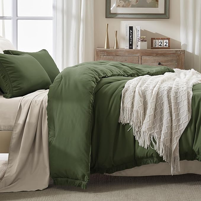 Andency Olive Green Comforter Set Queen, 3 Pieces Boho Tassel Lightweight Bedding Comforter Sets, All Season Soft Fluffy Fringe Bed Set (90x90In Comforter & 2 Pillowcases) - LeafyLoom