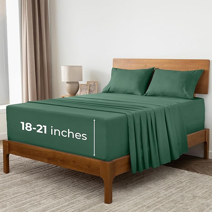 Mellanni Extra Deep Queen Sheets - 4 PC Iconic Collection Bedding Sheets & Pillowcases - Hotel Luxury, Ultra Soft, Cooling Bed Sheets - Extra Deep Pocket up to 21 inch (Queen, Emerald Green) - LeafyLoom
