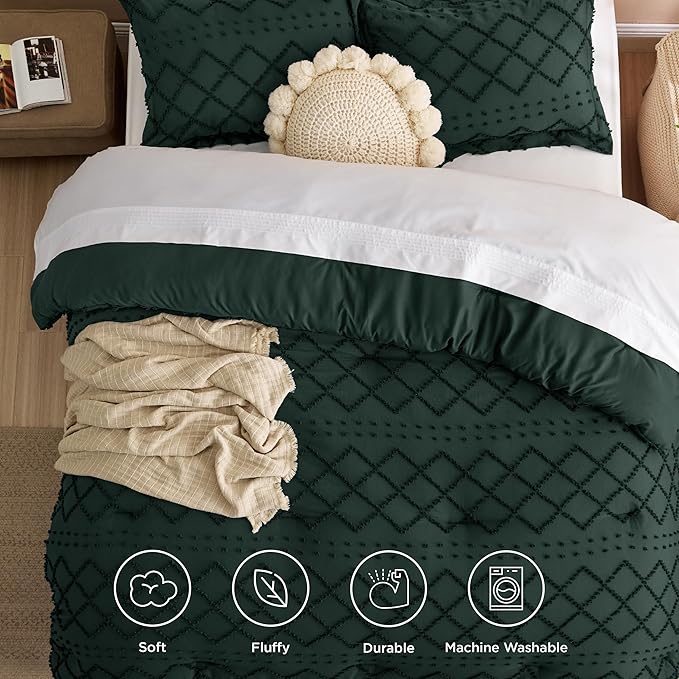 Bedsure California King Comforter Set - Forest Green Comforter, Boho Tufted Shabby Chic Bedding Comforter Set, 3 Pieces Farmhouse Bed Set for All Seasons, Fluffy Bedding Set with 2 Pillow Shams - LeafyLoom