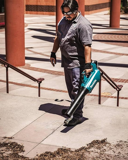 Makita XBU03SM1 18V LXT® Lithium-Ion Brushless Cordless Blower Kit (4.0Ah) - LeafyLoom