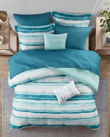Madison Park Marina Comforter Quilt Combo Set - Modern Luxury Design, All Season Down Alternative Bedding, Matching Shams, Decorative Pillows, King/Cal King(104"x92"), Aqua 8 Piece - LeafyLoom