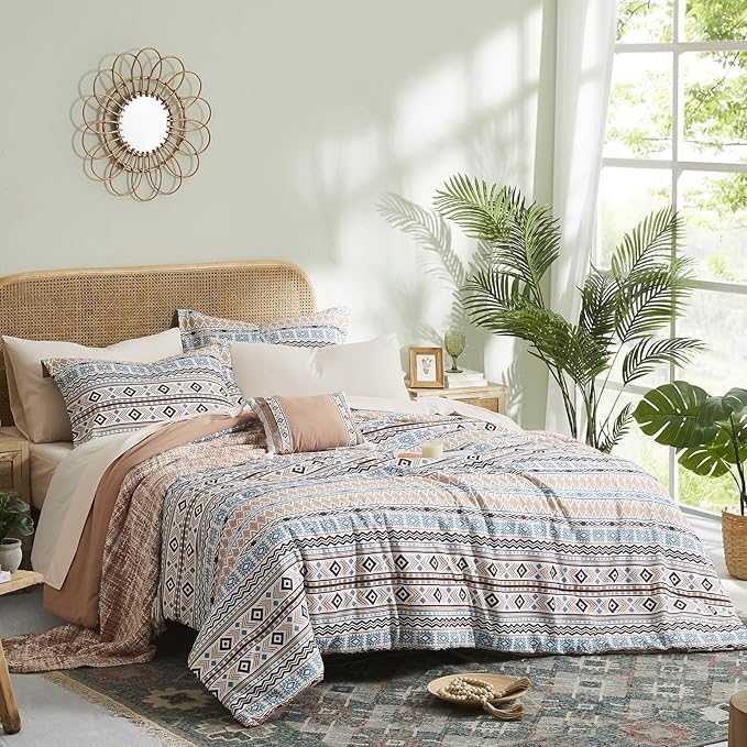 CASAAGUSTO Twin Comforter Set, 6 Pieces Terrcotta Boho Comforter Set, Microfiber Cozy Bohomian Bedding Set with Decor Pillow, Lightweight Breathable for All Seasons - LeafyLoom