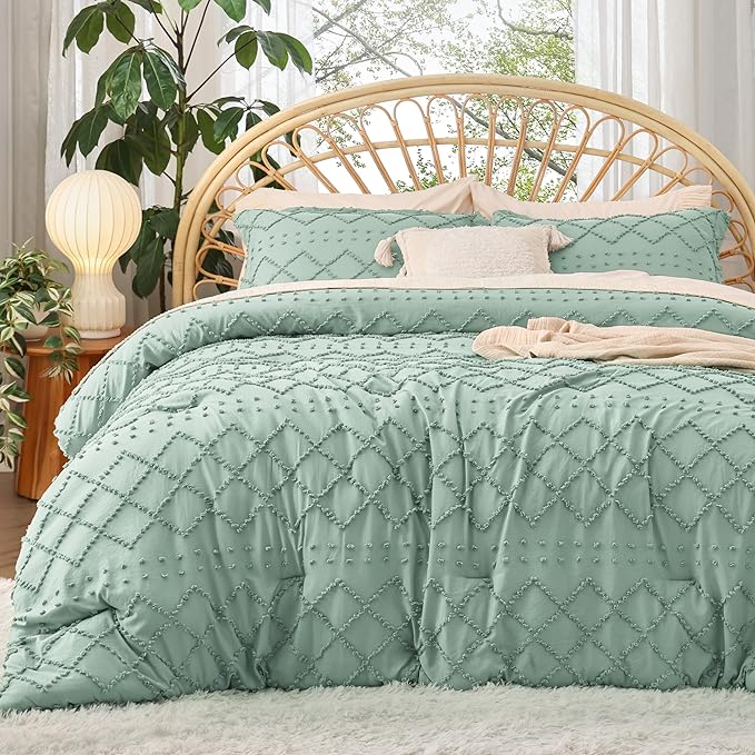 Bedsure King Size Comforter Set - Sage Green Comforter, Boho Tufted Shabby Chic Bedding Comforter Set, 3 Pieces Farmhouse Bed Set for All Seasons, Fluffy Soft Bedding Set with 2 Pillow Shams - LeafyLoom
