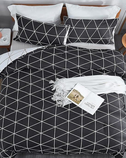 Black & White Comforter Bed in a Bag King for Kids Adults, 3Pcs Reversible Geometric Bedding Set with 2 Pillow Shams for All Seasons (King,104x90inches) - LeafyLoom