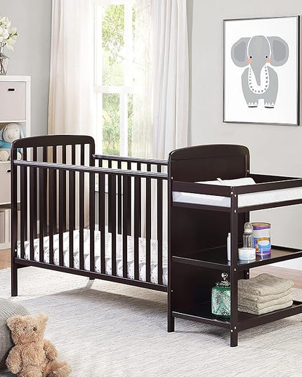 Suite Bebe Ramsey 3 in 1 Convertible Crib and Changer in an Espresso Finish - LeafyLoom