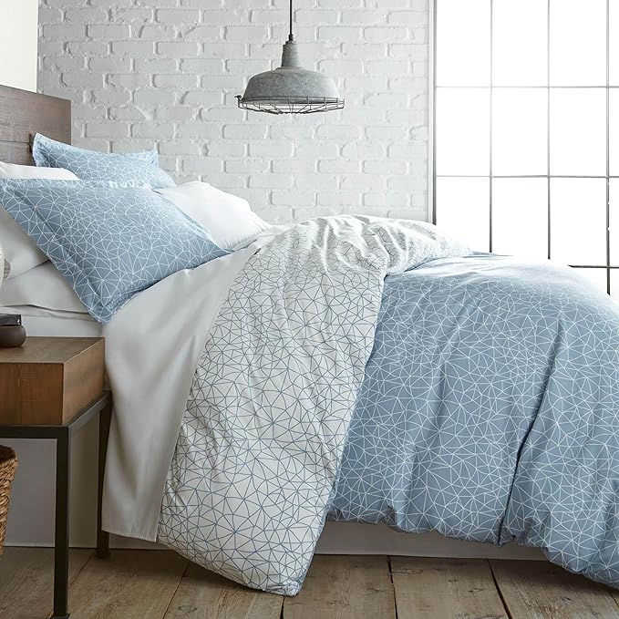 Southshore Fine Living, Inc. Full/Queen Comforter Set with 2 Pillow Shams, Reversible Geometric Print is 2 Colors in 1, Alternative Down Comforter Queen/Full, Cozy & Soft, Sky Blue & White - LeafyLoom