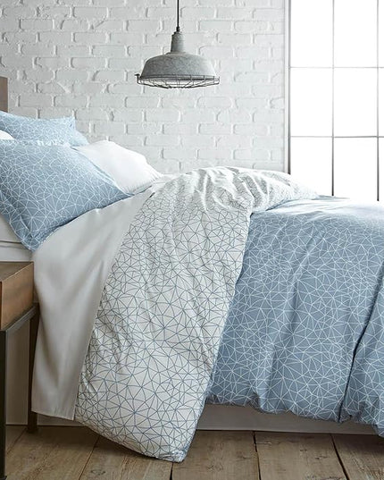 Southshore Fine Living, Inc. King Size Comforter Set with 2 Pillow Shams, Reversible Geometric Print is 2 Colors in 1 - Alternative Down Comforter King/Cal King, Soft Microfiber, Sky Blue & White - LeafyLoom