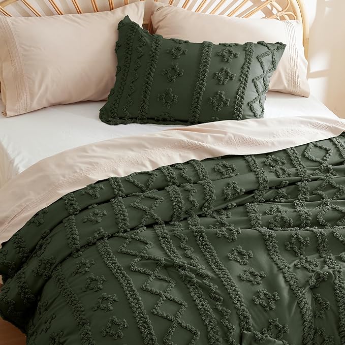 Bedsure Tufted Boho Comforter Set Full - Olive Green Boho Bedding Comforter Set, 3 Pieces Farmhouse Shabby Chic Embroidery Bed Set, Soft Jacquard Comforter for All Seasons - LeafyLoom