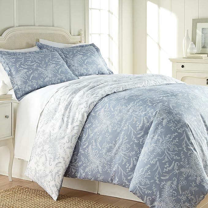 Southshore Fine Living, Inc. Full/Queen Comforter Set, Down Alternative Floral Comforter with Matching Shams, Reversible Print is 2 Colors in 1, Fits Queen & Full Beds, Winter Brush Blue/White - LeafyLoom