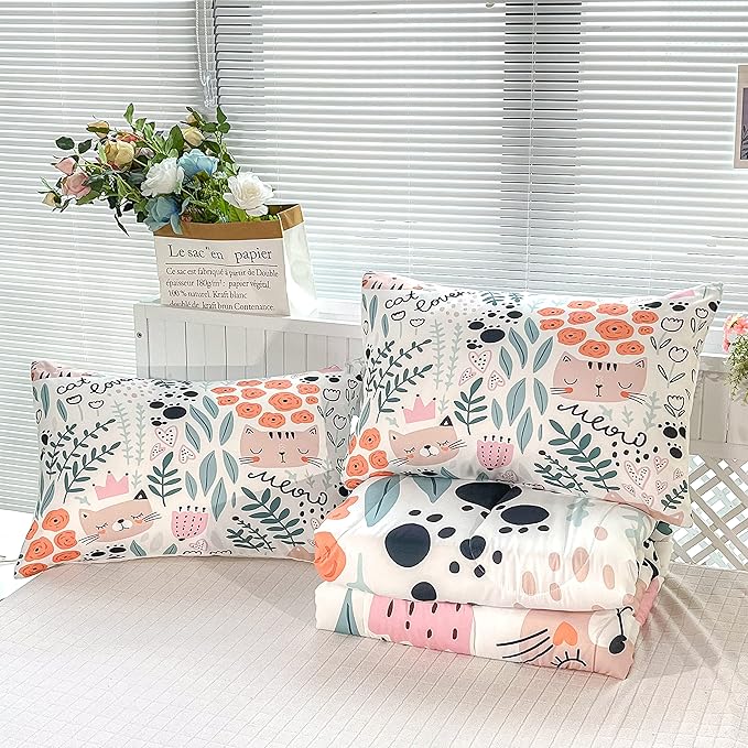 CVHOUSE Cat Bedding,Cartoon Cat Comforter Queen,Animals Print Comforter Set for Kids,Kawaii Quilt Set with 1 Comforter and 2 Pillow Cases - LeafyLoom