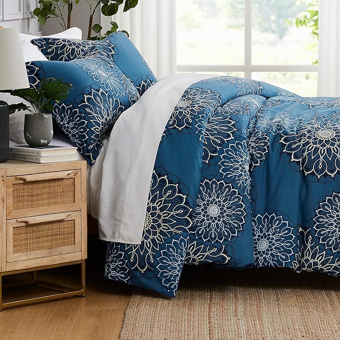 Southshore Fine Living, Inc. Oversized King Comforter Bedding Set, Down Alternative Boho Bedspread, Paisley Floral Comforter, King/California King with 2 Matching Shams, Midnight Floral Blue - LeafyLoom