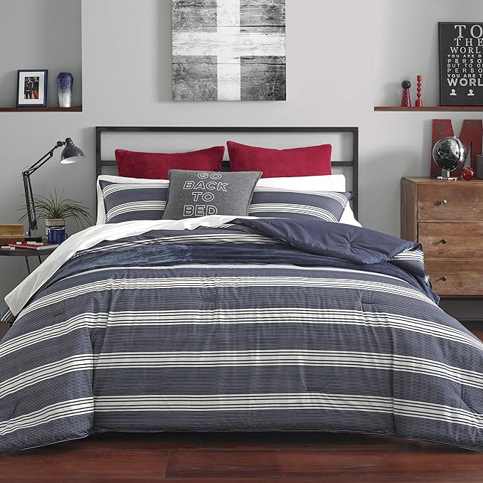 Nautica Comforter Set Reversible Bedding with Matching Sham, Stylish Home Decor, Queen, Craver Navy/White - LeafyLoom