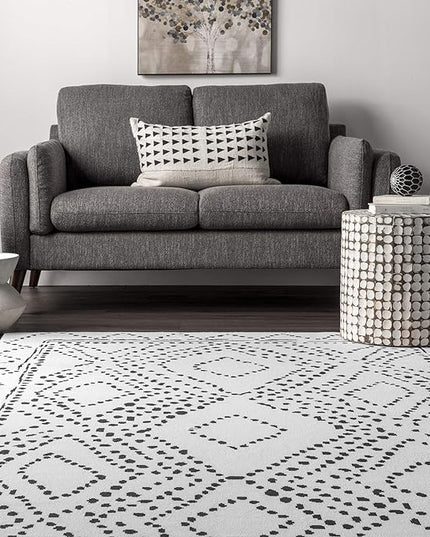 nuLOOM Mila Machine Washable Diamond Trellis Ultra Thin Accent Rug, 2' x 3', White - LeafyLoom