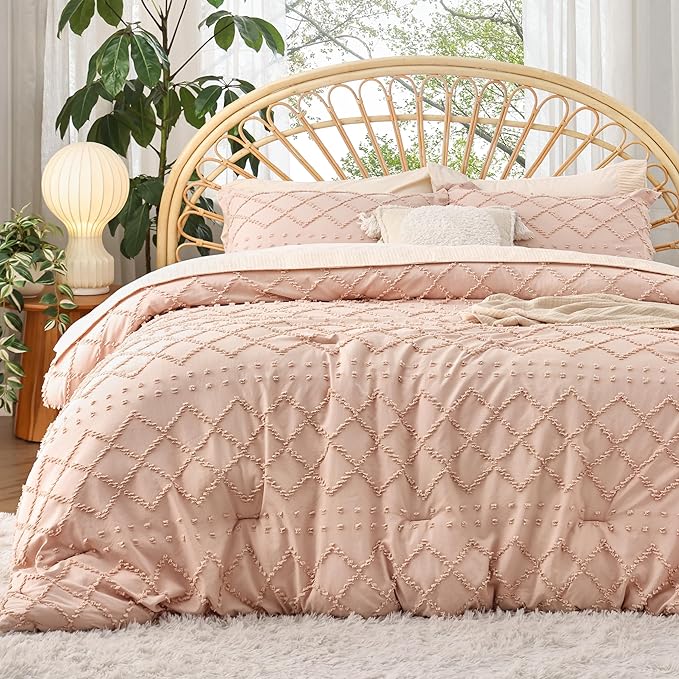 Bedsure Queen Comforter Set - Coral Pink Comforter, Boho Tufted Shabby Chic Bedding Comforter Set, 3 Pieces Vintage Farmhouse Bed Set for All Seasons, Fluffy Soft Bedding Set with 2 Pillow Shams - LeafyLoom