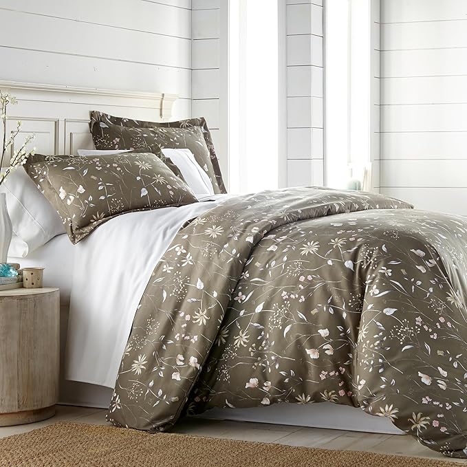 Southshore Fine Living, Inc. Twin Comforter Set, Down Alternative All-Season Floral Comforter with Matching Pillow Sham, Soft Microfiber Bedspread for Twin or Twin XL Bed, Secret Meadow Brown - LeafyLoom