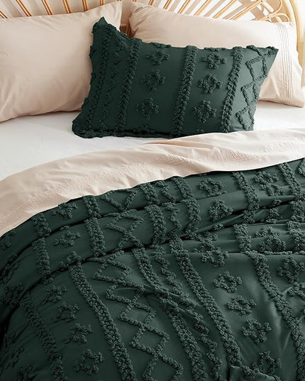 Bedsure Tufted Boho Comforter Set Queen - Dark Emerald Green Boho Bedding Comforter Set, 3 Pieces Farmhouse Shabby Chic Embroidery Bed Set, Soft Jacquard Comforter for All Seasons - LeafyLoom