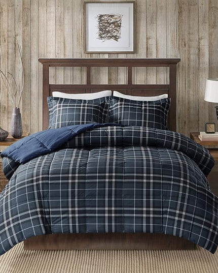 Woolrich Comforter Set, Cabin Lodge, Warm Cover for Colder Season, Modern Cottage-Inspired Down Alternative Ultra Soft Microfiber Bedding, Matching Sham, Plaid Navy King 3 Piece - LeafyLoom