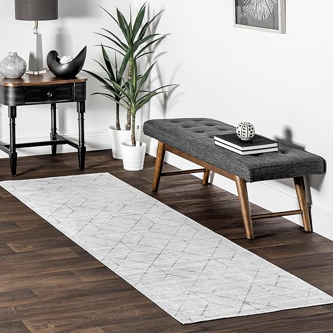 nuLOOM Regan Modern Geometric Machine Washable Ultra Thin Runner Rug, 2' 6" x 8', Light Grey - LeafyLoom