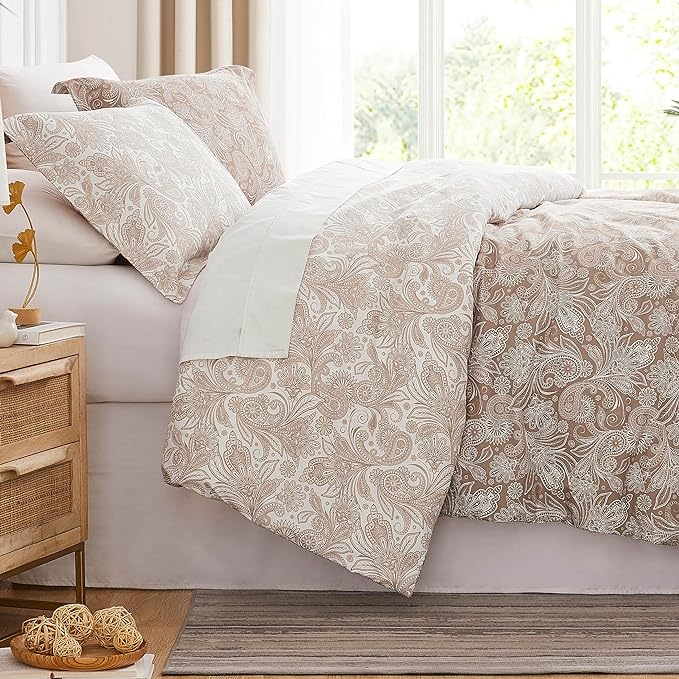 Southshore Fine Living, Inc. Oversized Full/Queen Comforter Set, Down Alternative Paisley Bedspread, Reversible Print is 2 Colors in 1, Queen/Full Comforter & Matching Shams, Taupe/White - LeafyLoom