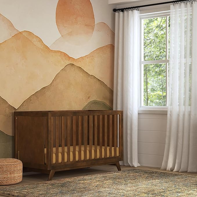 DaVinci Otto 3-in-1 Convertible Crib in Walnut, Greenguard Gold Certified - LeafyLoom